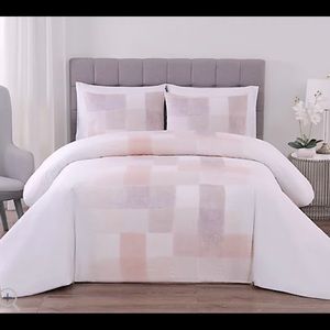 Vince Camuto Mica 3-Piece Full/Queen Duvet Cover Set